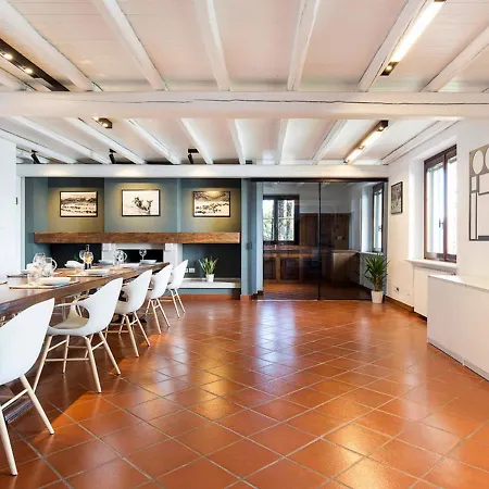 Falcone 3 Bedrooms 6 Pax Vila